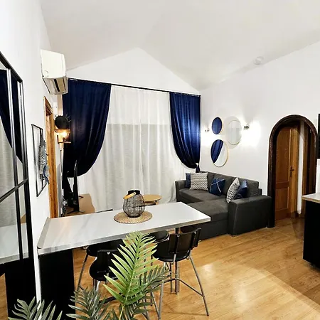 Hdfm Collection - Apartment